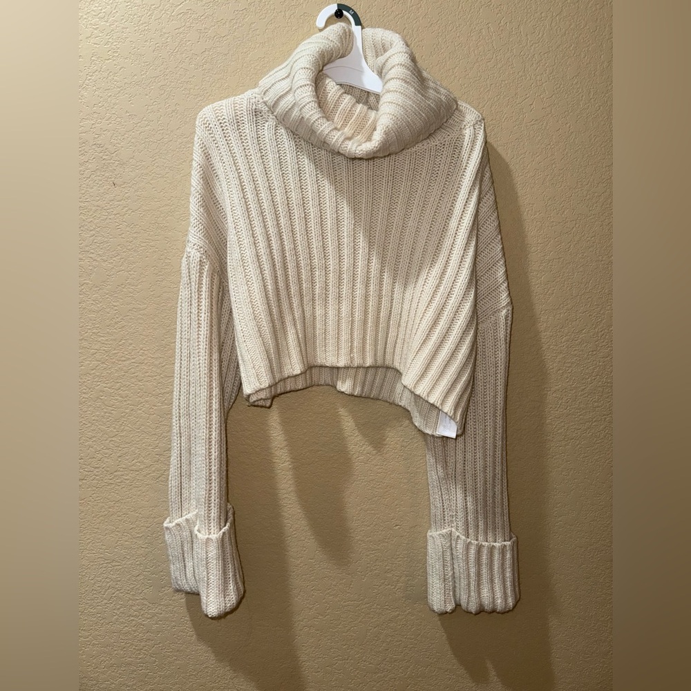 En Saison cropped turtle neck